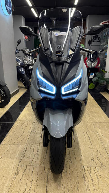 🔥 SYM JOYMAX Z | MODEL 2025🔥 🏍️ SYM JOYMAX Z 📅 Model 2025 ⚙️ 300 cc